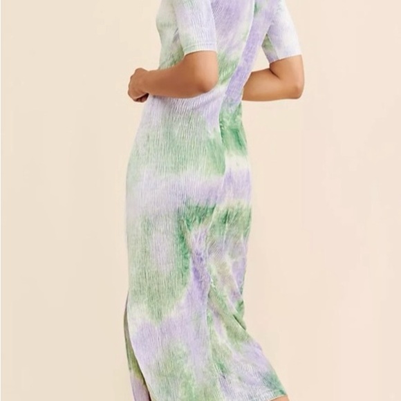 Find Me Now Tie Dye Velvet Dress - Picture 3 of 9